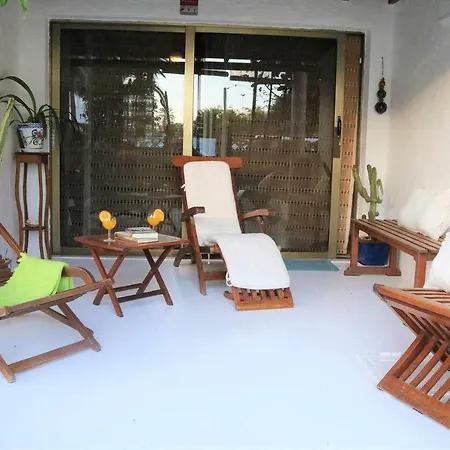 ホームステイ El Piloto Casa Canaria By Chic Fuerteventura *
