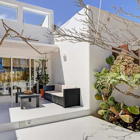 Homestay El Piloto Casa Canaria By Chic Fuerteventura Corralejo